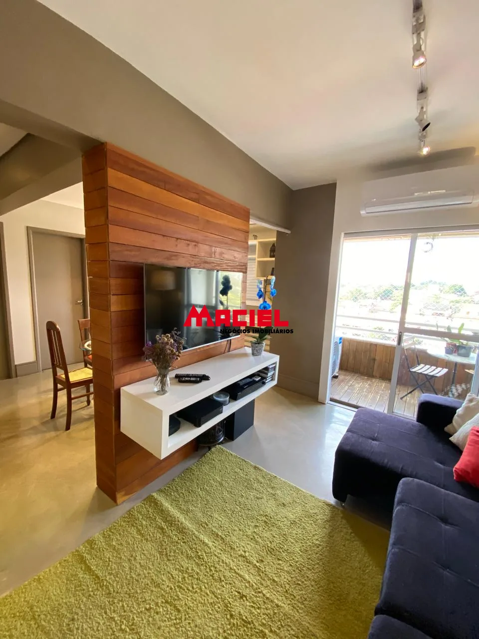 Alugar Apartamento / Padr&atilde;o em S&atilde;o Jos&eacute; dos Campos R$ 4.200,00 - Foto 1