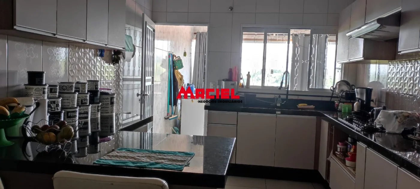 Comprar Casa / Sobrado em Jacare&iacute; R$ 450.000,00 - Foto 6