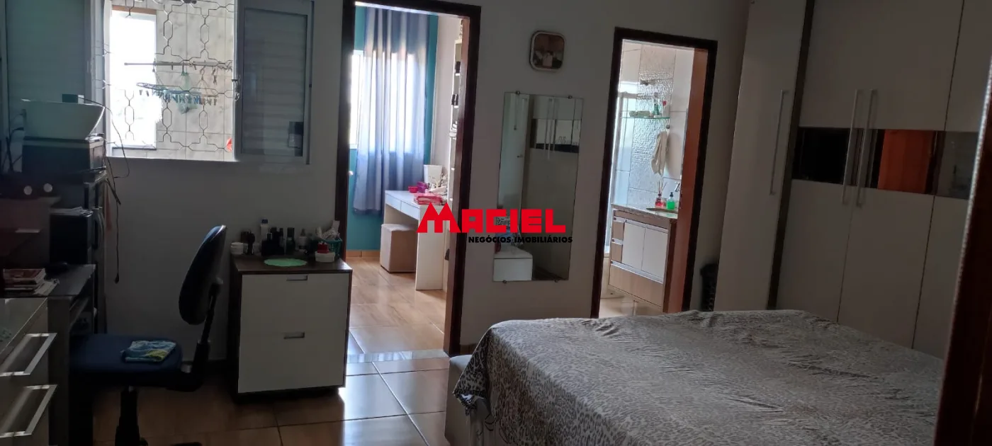 Comprar Casa / Sobrado em Jacare&iacute; R$ 450.000,00 - Foto 14