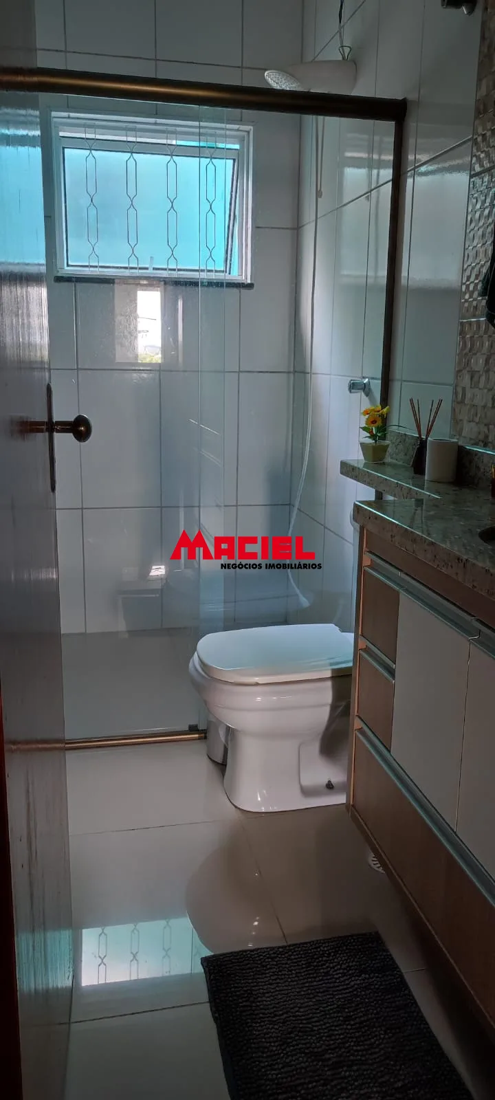 Comprar Casa / Sobrado em Jacare&iacute; R$ 450.000,00 - Foto 16