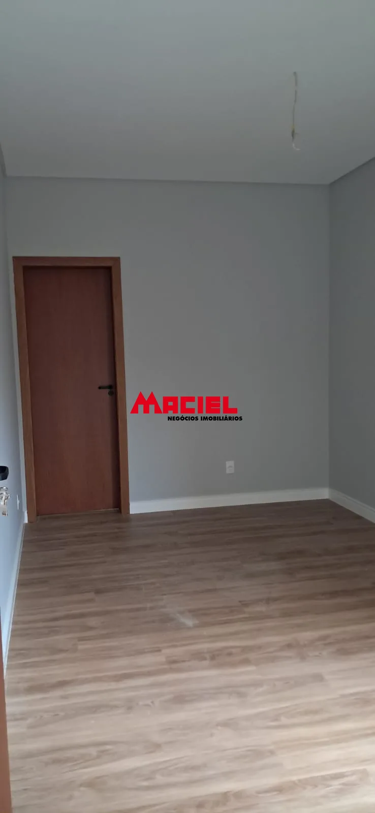 Comprar Casa / Padr&atilde;o em S&atilde;o Jos&eacute; dos Campos R$ 950.000,00 - Foto 5