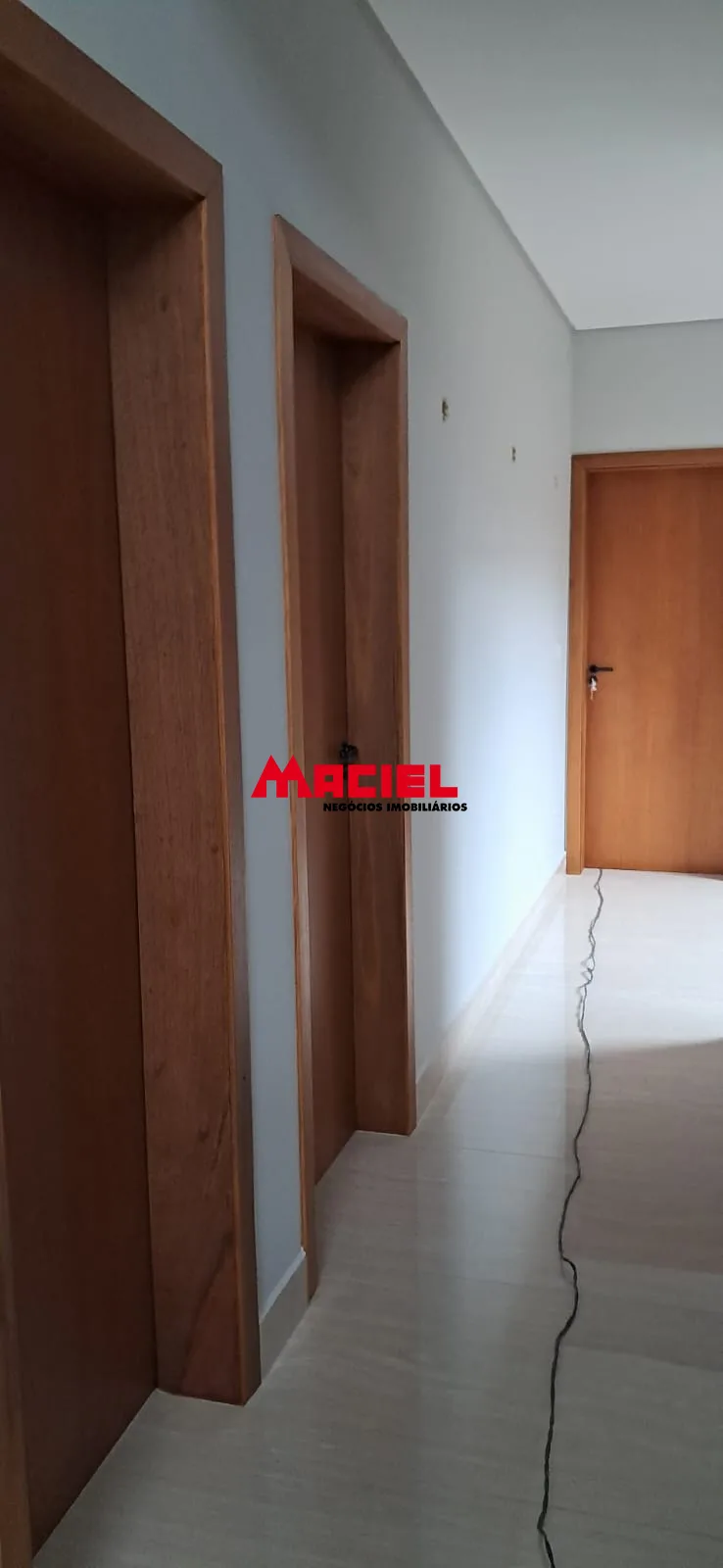 Comprar Casa / Padr&atilde;o em S&atilde;o Jos&eacute; dos Campos R$ 950.000,00 - Foto 8