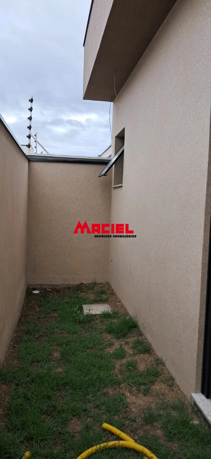 Comprar Casa / Padr&atilde;o em S&atilde;o Jos&eacute; dos Campos R$ 950.000,00 - Foto 5