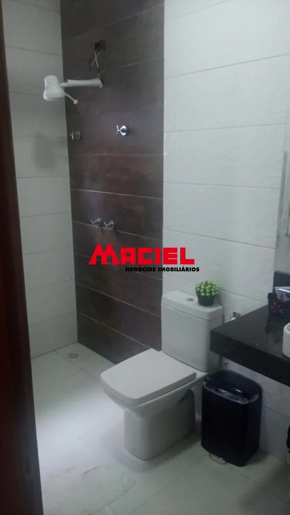 Comprar Casa / Sobrado em S&atilde;o Jos&eacute; dos Campos R$ 450.000,00 - Foto 2