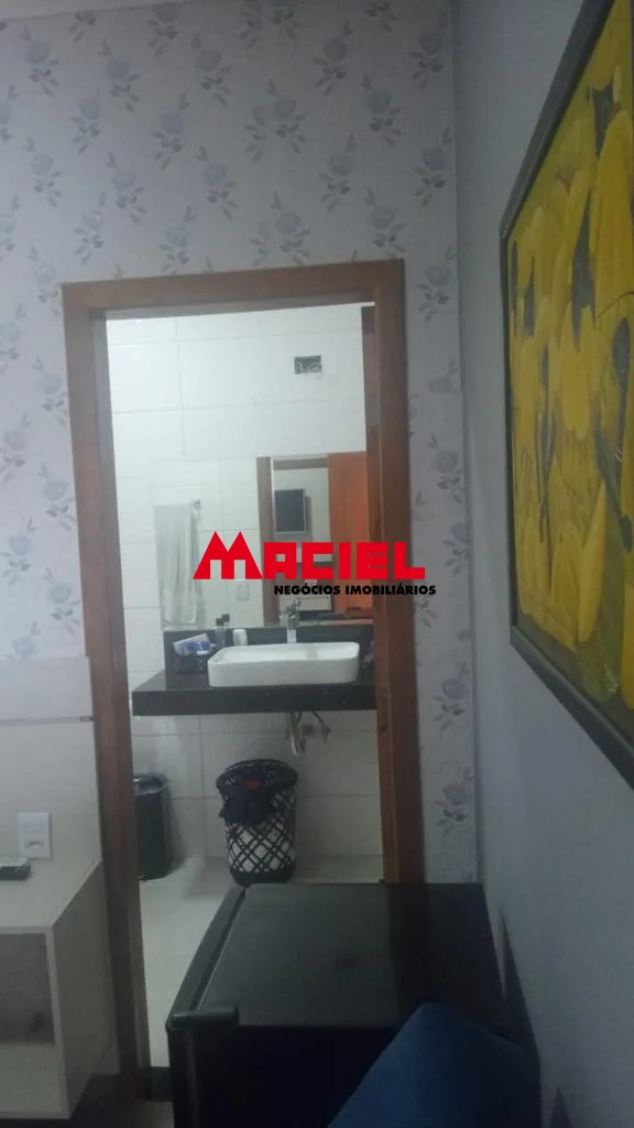 Comprar Casa / Sobrado em S&atilde;o Jos&eacute; dos Campos R$ 450.000,00 - Foto 4