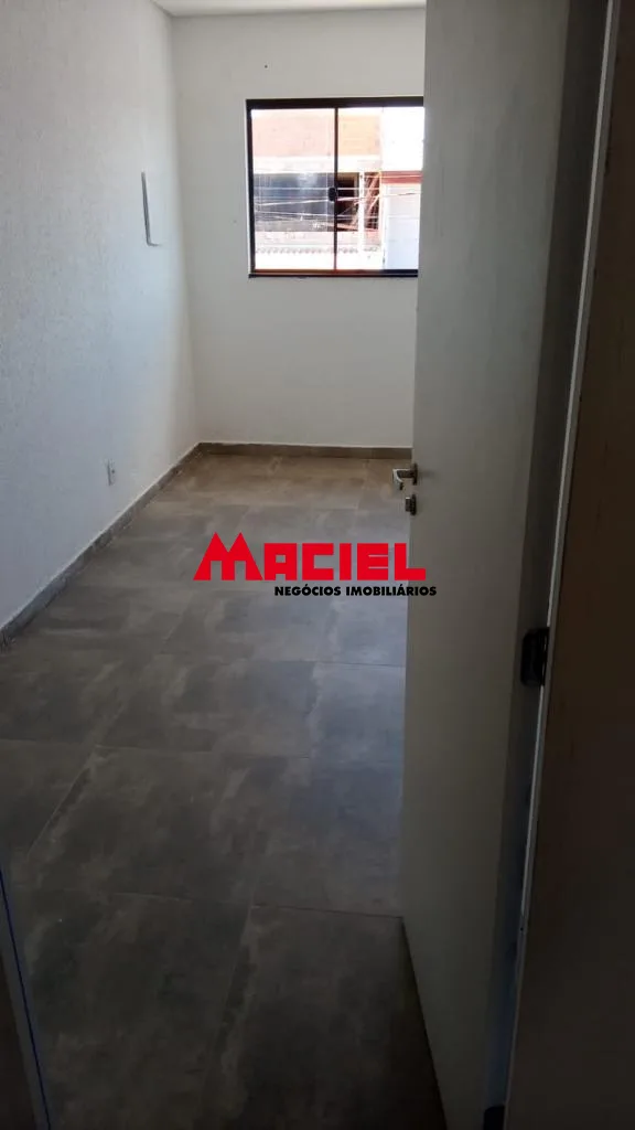 Comprar Casa / Sobrado em S&atilde;o Jos&eacute; dos Campos R$ 450.000,00 - Foto 22