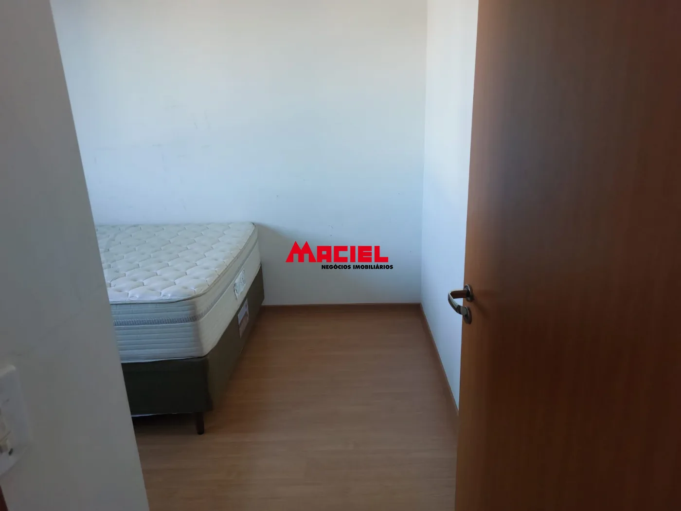 Alugar Apartamento / Padr&atilde;o em S&atilde;o Jos&eacute; dos Campos R$ 2.600,00 - Foto 10