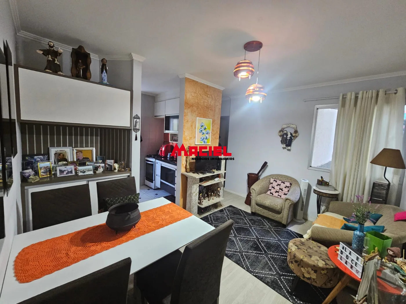 Comprar Apartamento / Padr&atilde;o em S&atilde;o Jos&eacute; dos Campos R$ 290.000,00 - Foto 3