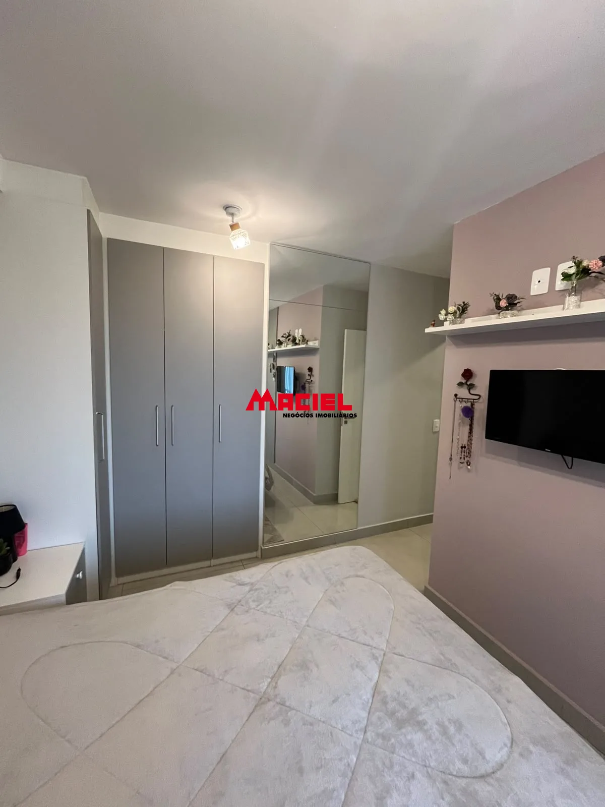 Comprar Apartamento / Mobiliado em S&atilde;o Jos&eacute; dos Campos R$ 650.000,00 - Foto 12