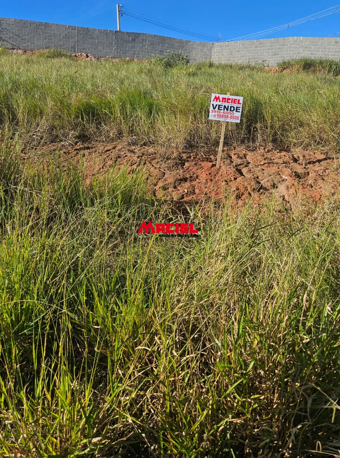 Comprar Terreno / Padr&atilde;o em S&atilde;o Jos&eacute; dos Campos R$ 400.000,00 - Foto 2