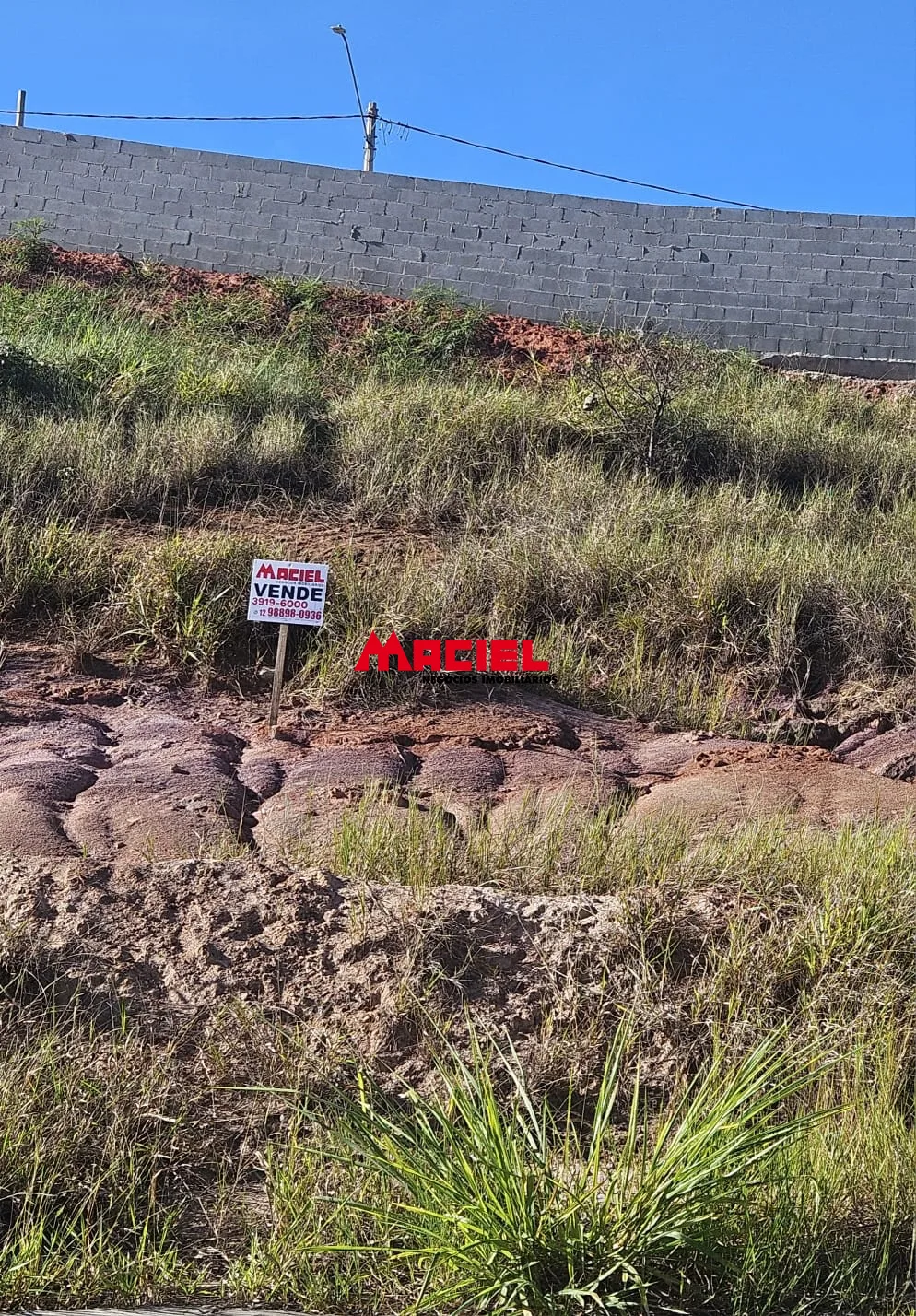 Comprar Terreno / Padr&atilde;o em S&atilde;o Jos&eacute; dos Campos R$ 400.000,00 - Foto 4