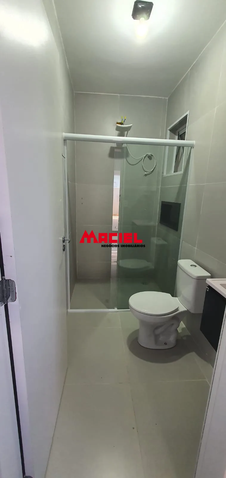 Alugar Apartamento / Kitchnet em S&atilde;o Jos&eacute; dos Campos R$ 1.600,00 - Foto 4