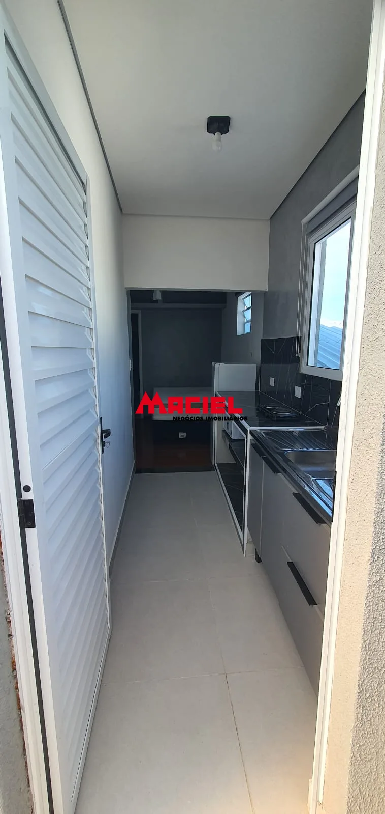 Alugar Apartamento / Kitchnet em S&atilde;o Jos&eacute; dos Campos R$ 1.600,00 - Foto 13