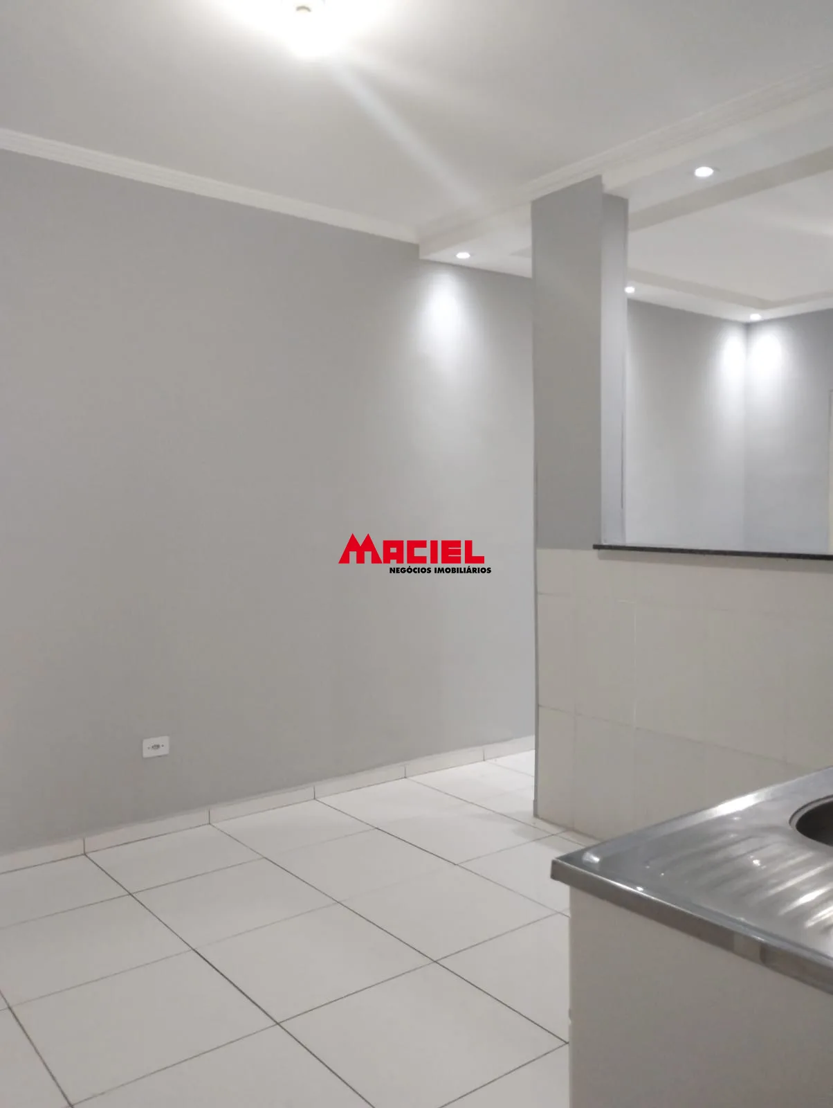 Alugar Casa / Padr&atilde;o em S&atilde;o Jos&eacute; dos Campos R$ 2.000,00 - Foto 8
