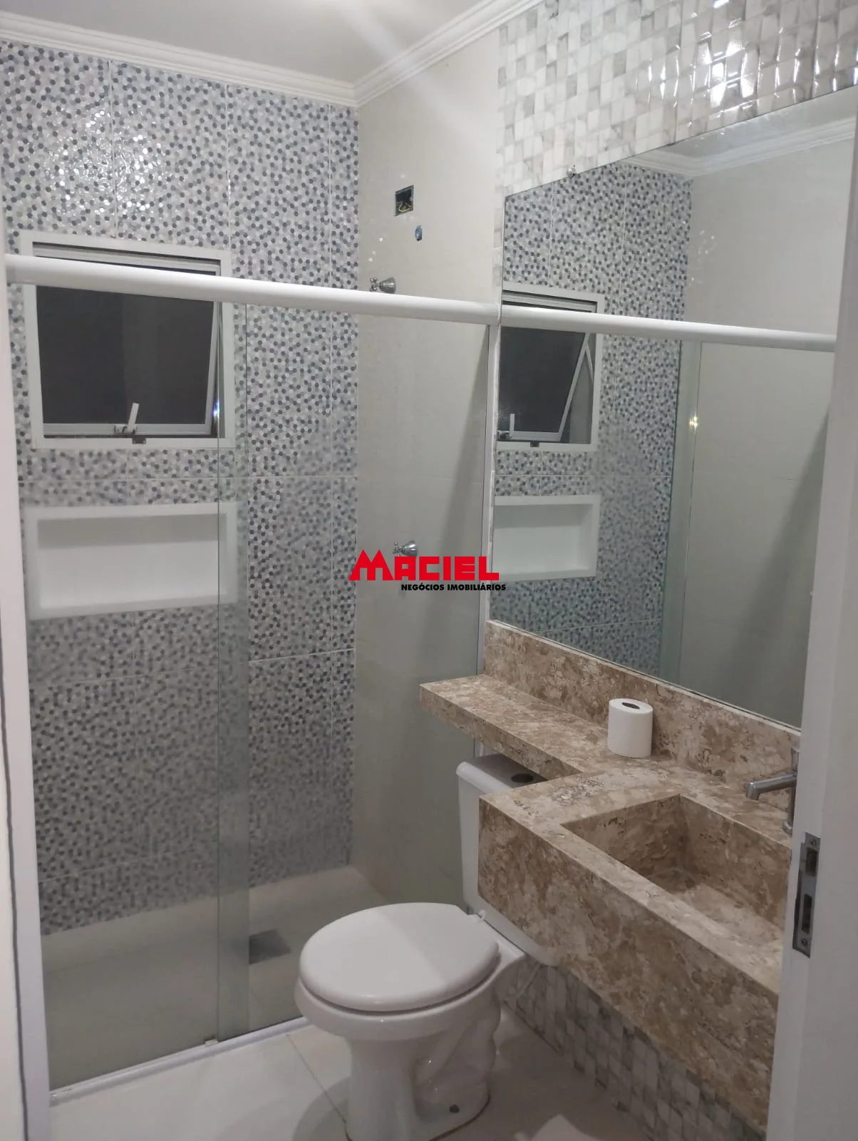 Alugar Casa / Padr&atilde;o em S&atilde;o Jos&eacute; dos Campos R$ 2.000,00 - Foto 11