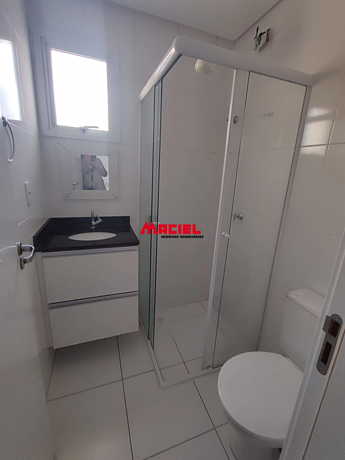 Alugar Apartamento / Padr&atilde;o em S&atilde;o Jos&eacute; dos Campos R$ 2.400,00 - Foto 7