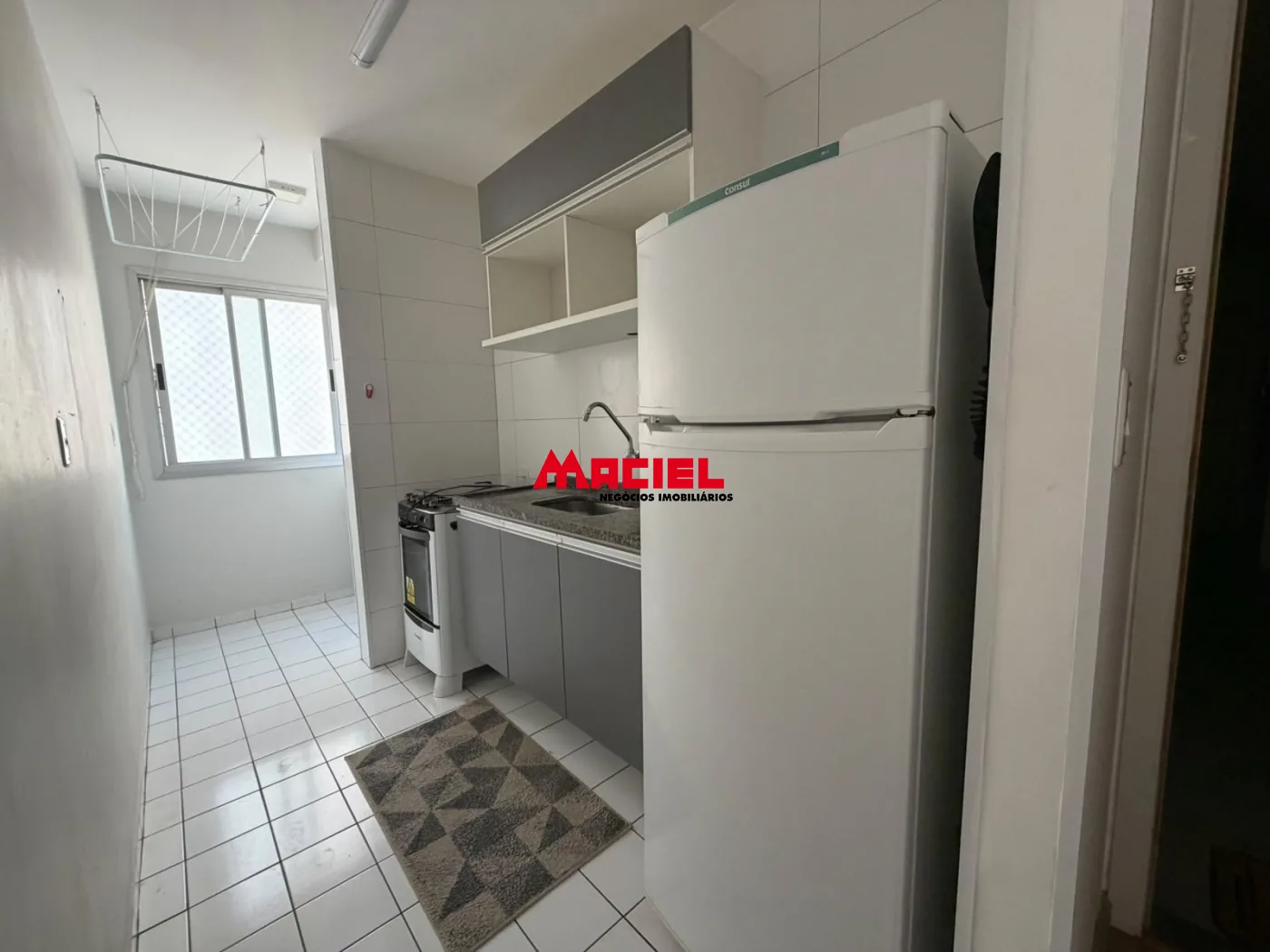 Alugar Apartamento / Mobiliado em S&atilde;o Jos&eacute; dos Campos R$ 2.500,00 - Foto 14