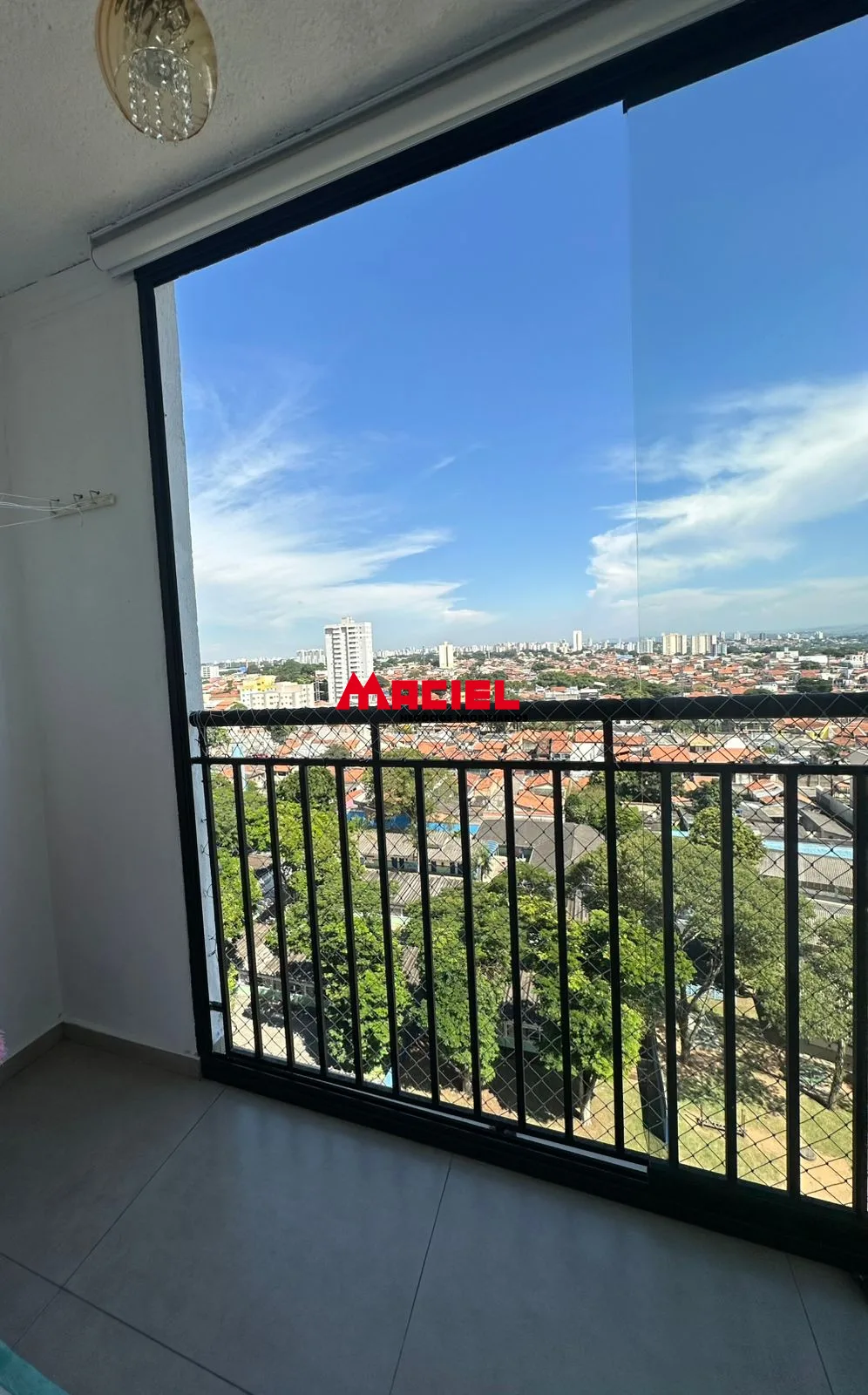 Alugar Apartamento / Padr&atilde;o em S&atilde;o Jos&eacute; dos Campos R$ 3.200,00 - Foto 4