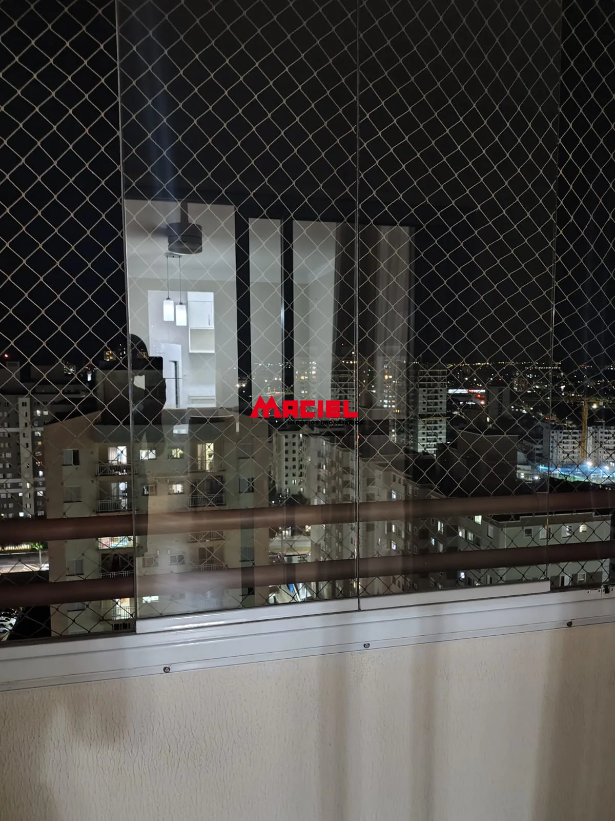 Alugar Apartamento / Padr&atilde;o em S&atilde;o Jos&eacute; dos Campos R$ 3.400,00 - Foto 9