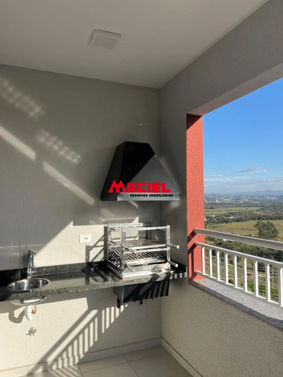 Alugar Apartamento / Padr&atilde;o em S&atilde;o Jos&eacute; dos Campos R$ 3.100,00 - Foto 4