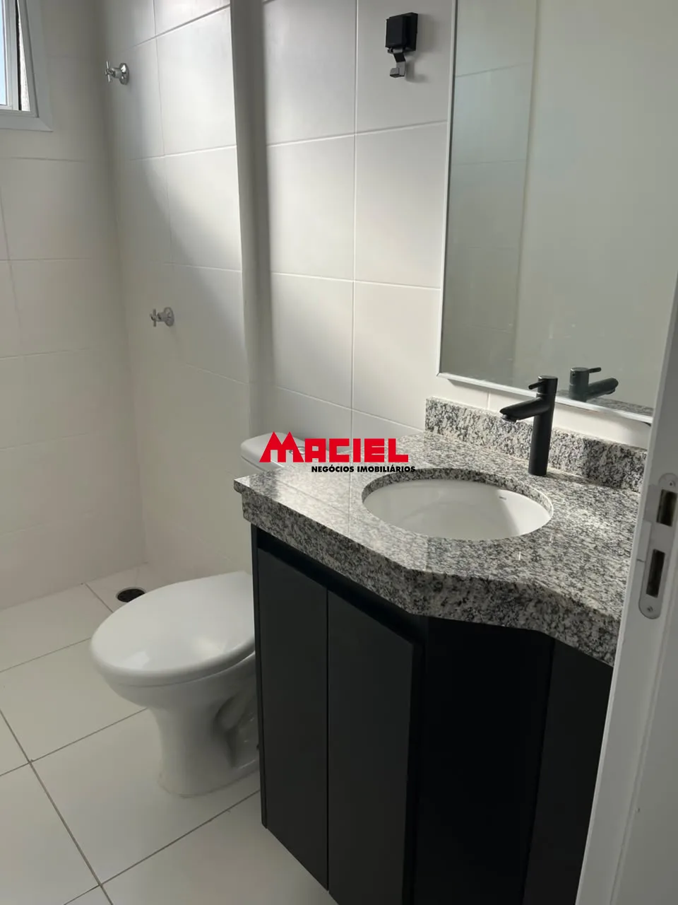 Alugar Apartamento / Padr&atilde;o em S&atilde;o Jos&eacute; dos Campos R$ 3.100,00 - Foto 11