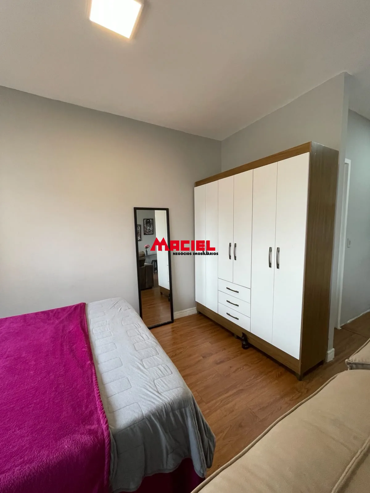 Alugar Apartamento / Flat em S&atilde;o Jos&eacute; dos Campos R$ 2.300,00 - Foto 3