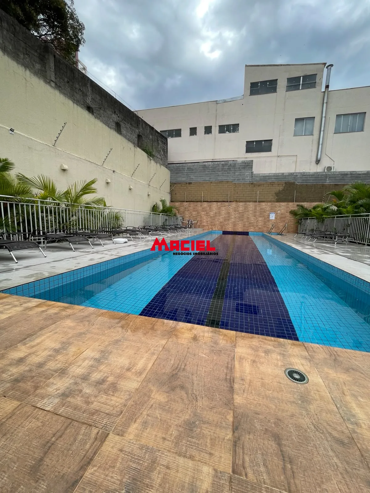 Alugar Apartamento / Flat em S&atilde;o Jos&eacute; dos Campos R$ 2.300,00 - Foto 4