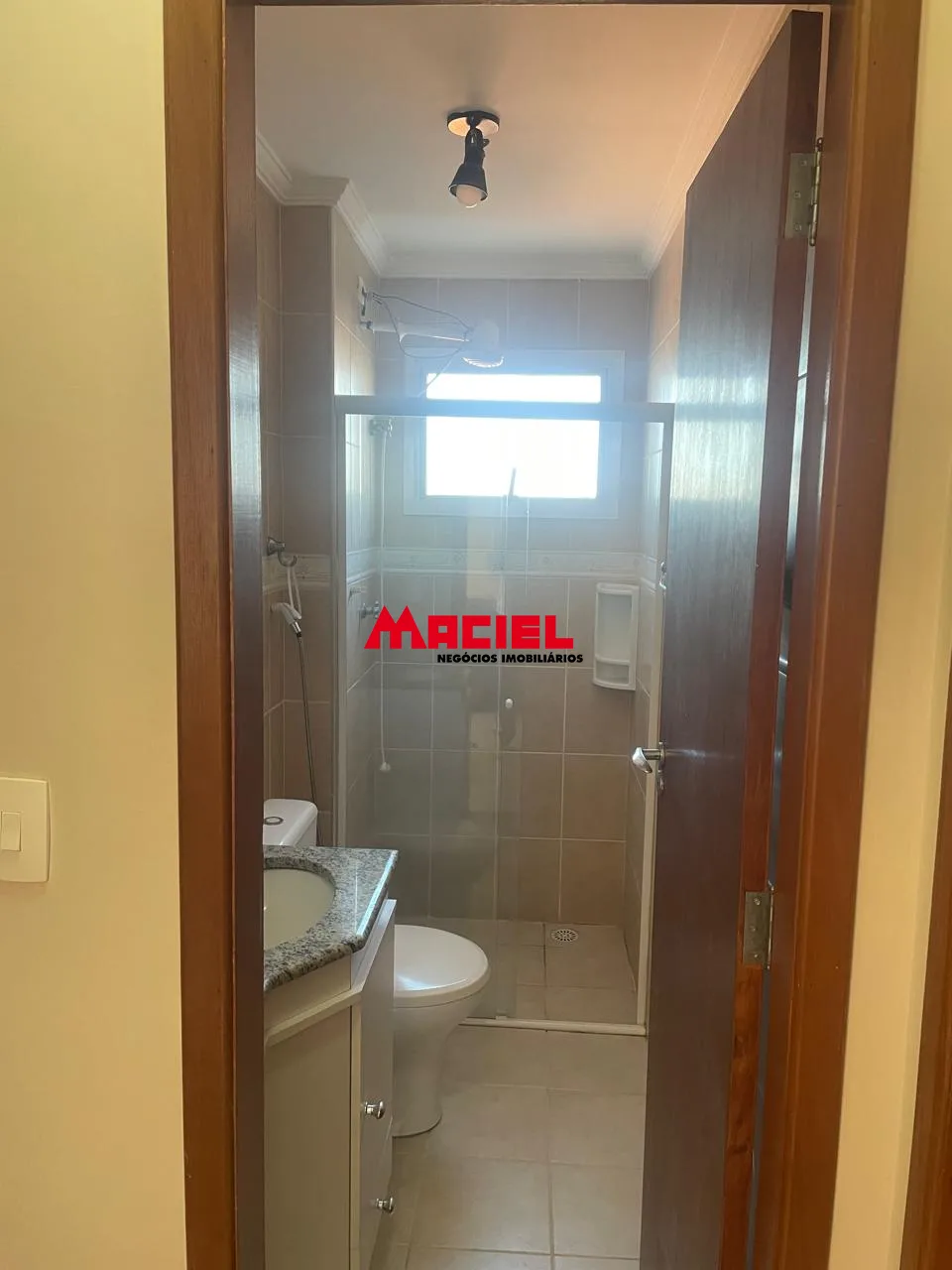 Alugar Apartamento / Padr&atilde;o em S&atilde;o Jos&eacute; dos Campos R$ 2.500,00 - Foto 5