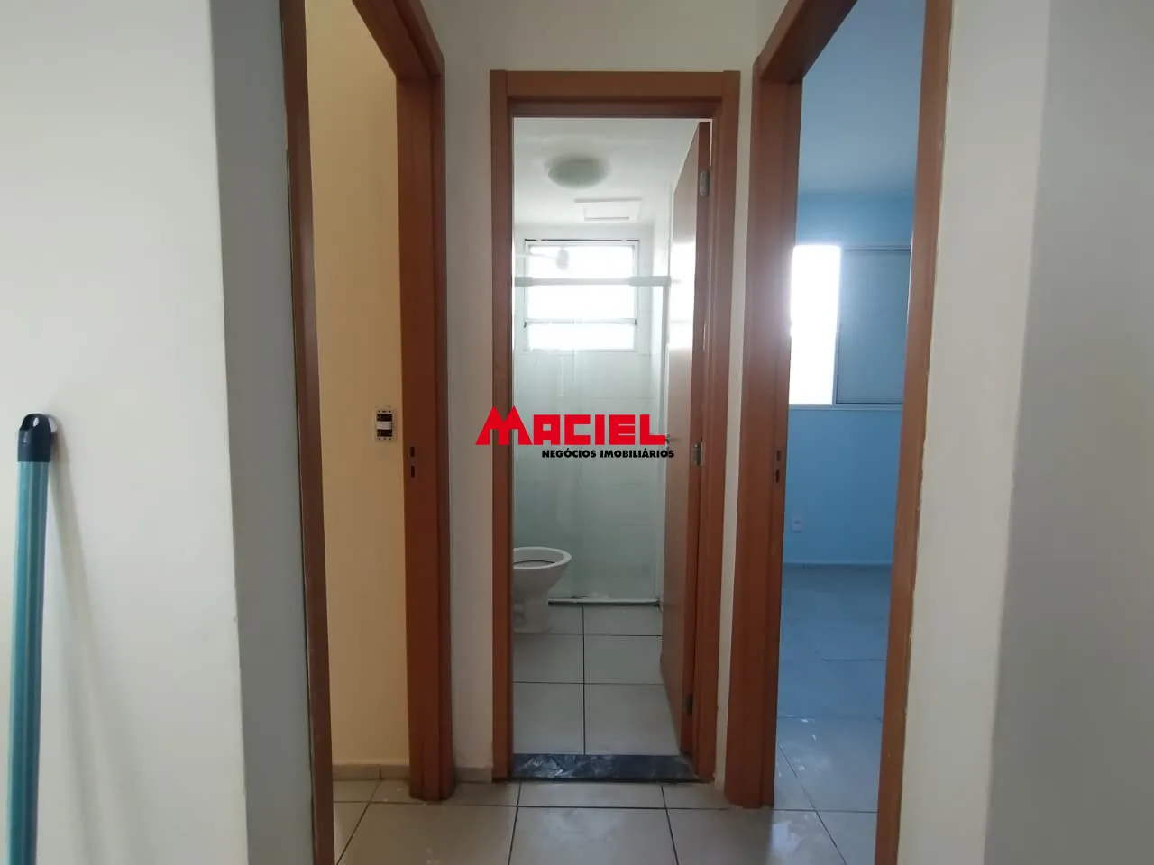 Alugar Apartamento / Padr&atilde;o em S&atilde;o Jos&eacute; dos Campos R$ 1.360,00 - Foto 10