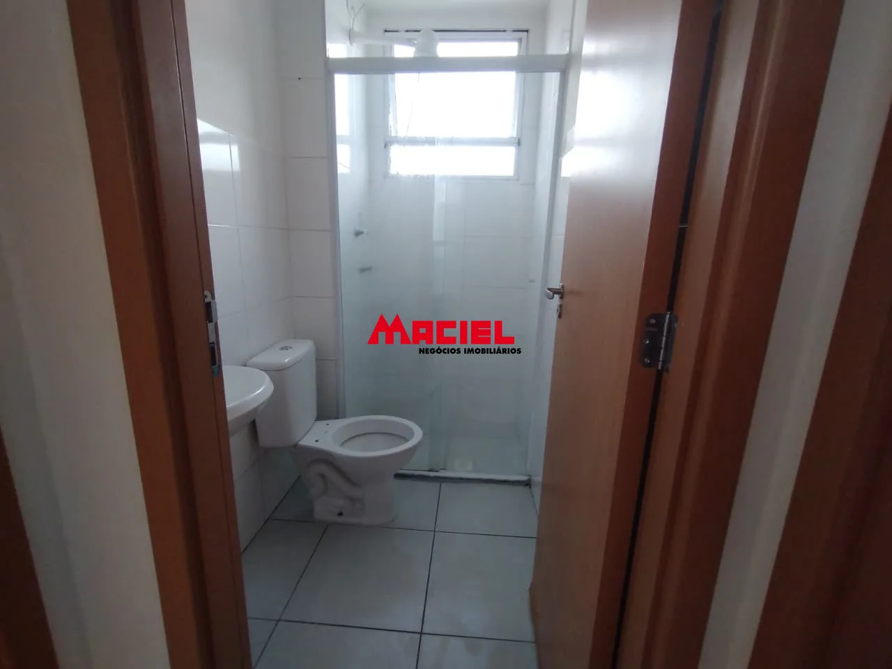 Alugar Apartamento / Padr&atilde;o em S&atilde;o Jos&eacute; dos Campos R$ 1.360,00 - Foto 11