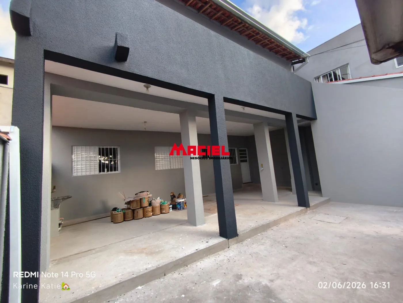 Alugar Casa / Padr&atilde;o em S&atilde;o Jos&eacute; dos Campos R$ 2.100,00 - Foto 1