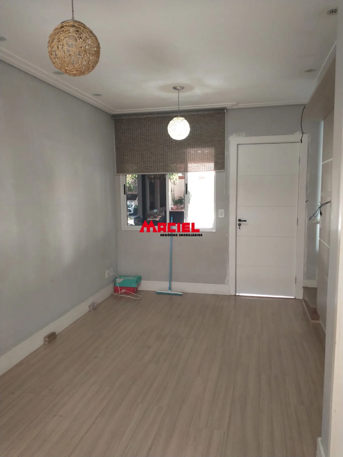 Alugar Casa / Sobrado em S&atilde;o Jos&eacute; dos Campos R$ 3.000,00 - Foto 3