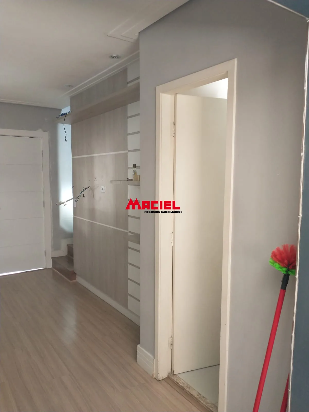 Alugar Casa / Sobrado em S&atilde;o Jos&eacute; dos Campos R$ 3.000,00 - Foto 5