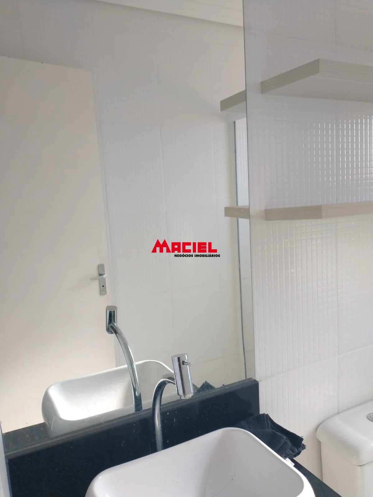 Alugar Casa / Sobrado em S&atilde;o Jos&eacute; dos Campos R$ 3.000,00 - Foto 29