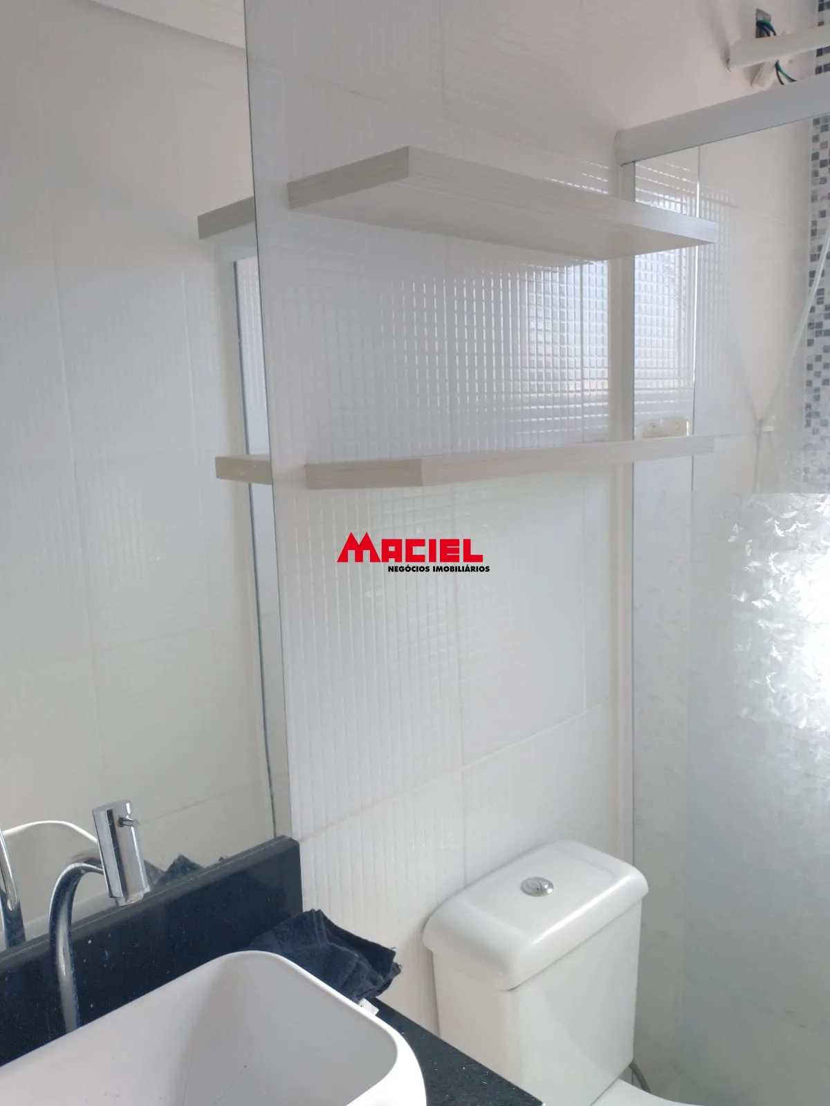 Alugar Casa / Sobrado em S&atilde;o Jos&eacute; dos Campos R$ 3.000,00 - Foto 30