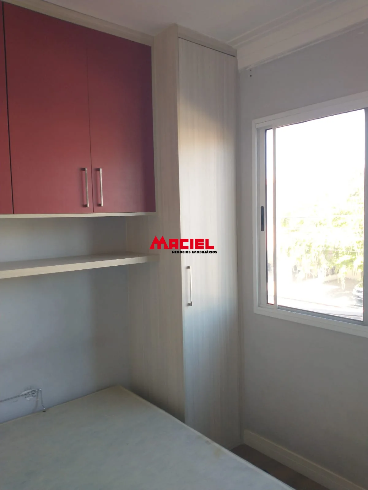 Alugar Casa / Sobrado em S&atilde;o Jos&eacute; dos Campos R$ 3.000,00 - Foto 31