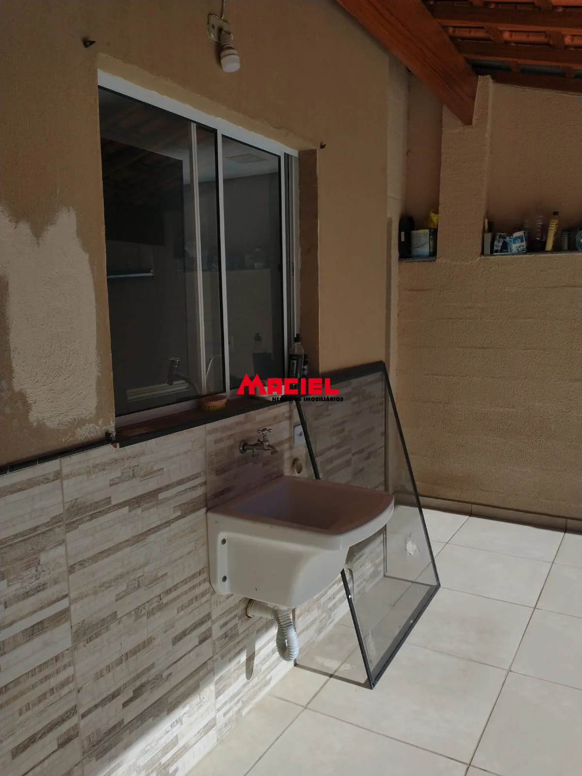 Alugar Casa / Sobrado em S&atilde;o Jos&eacute; dos Campos R$ 3.000,00 - Foto 46