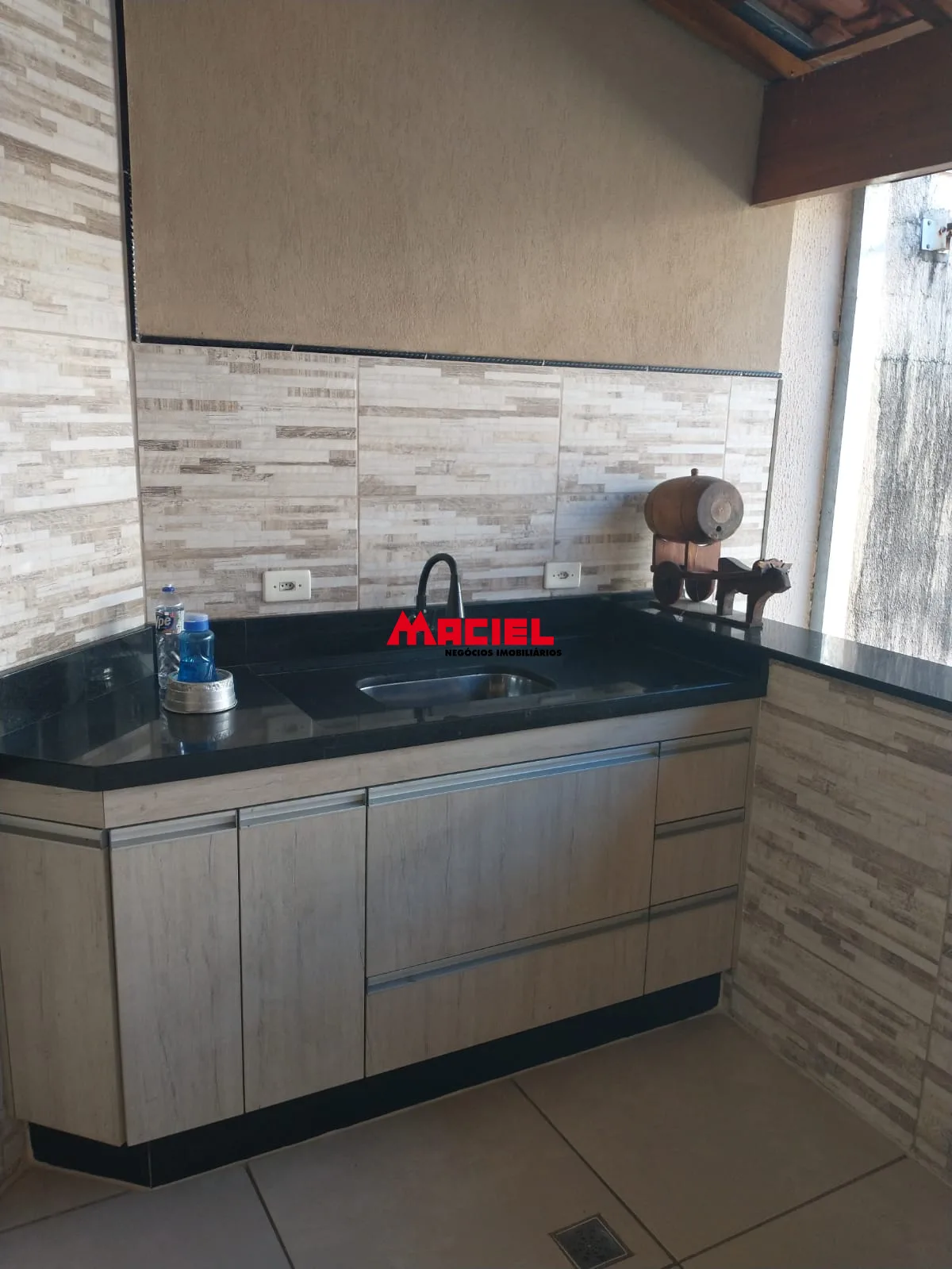 Alugar Casa / Sobrado em S&atilde;o Jos&eacute; dos Campos R$ 3.000,00 - Foto 51