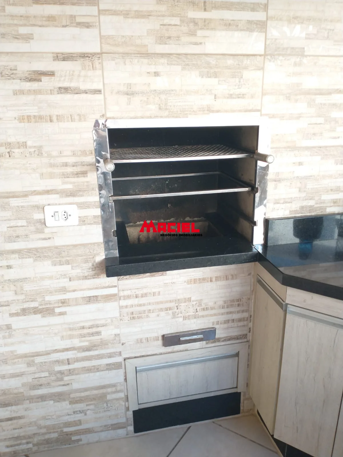 Alugar Casa / Sobrado em S&atilde;o Jos&eacute; dos Campos R$ 3.000,00 - Foto 52