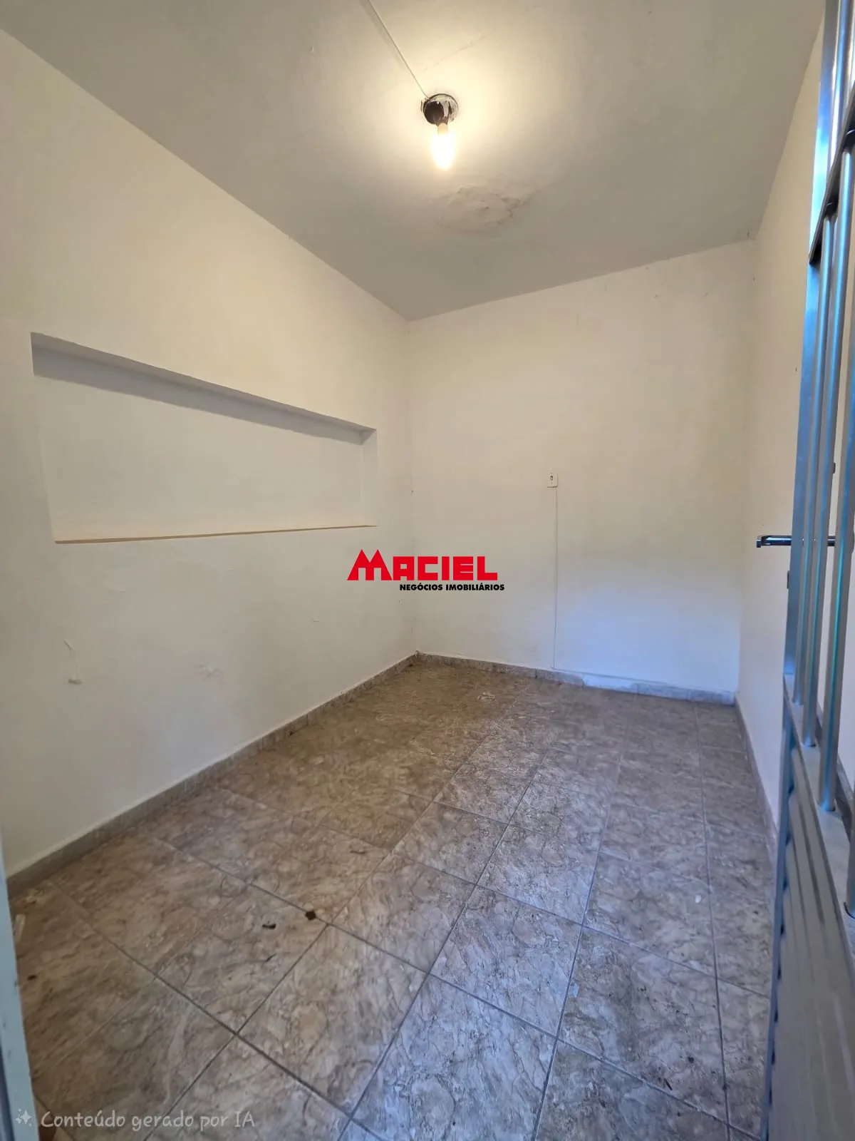 Alugar Comercial / Sala em S&atilde;o Jos&eacute; dos Campos R$ 1.000,00 - Foto 5