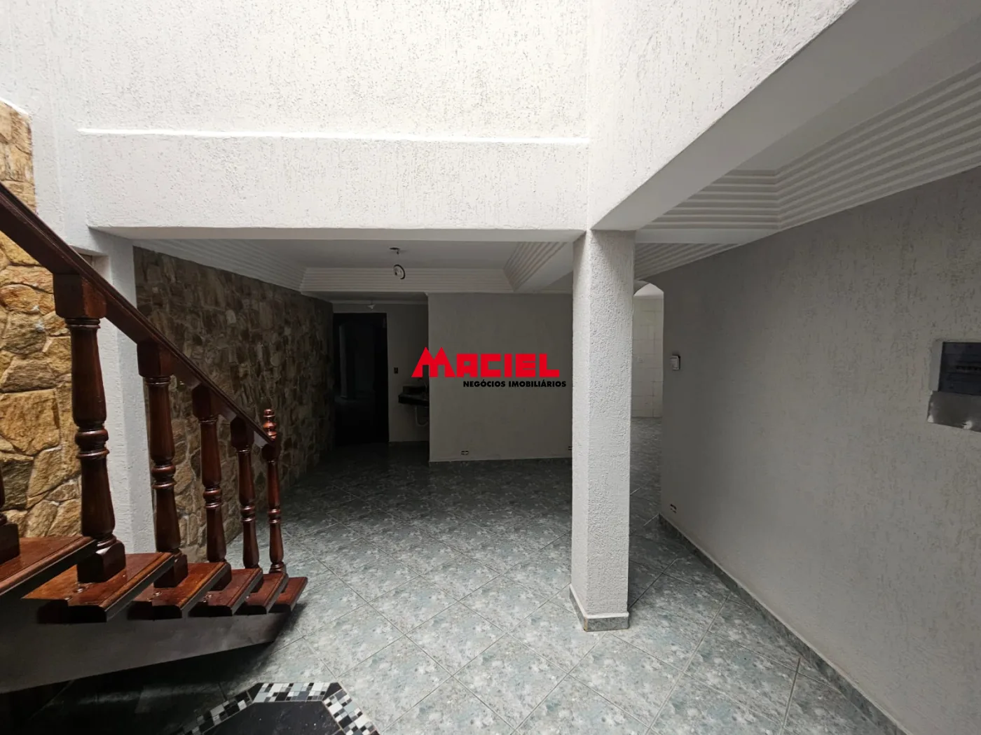 Comprar Casa / Padr&atilde;o em Taubat&eacute; R$ 630.000,00 - Foto 3