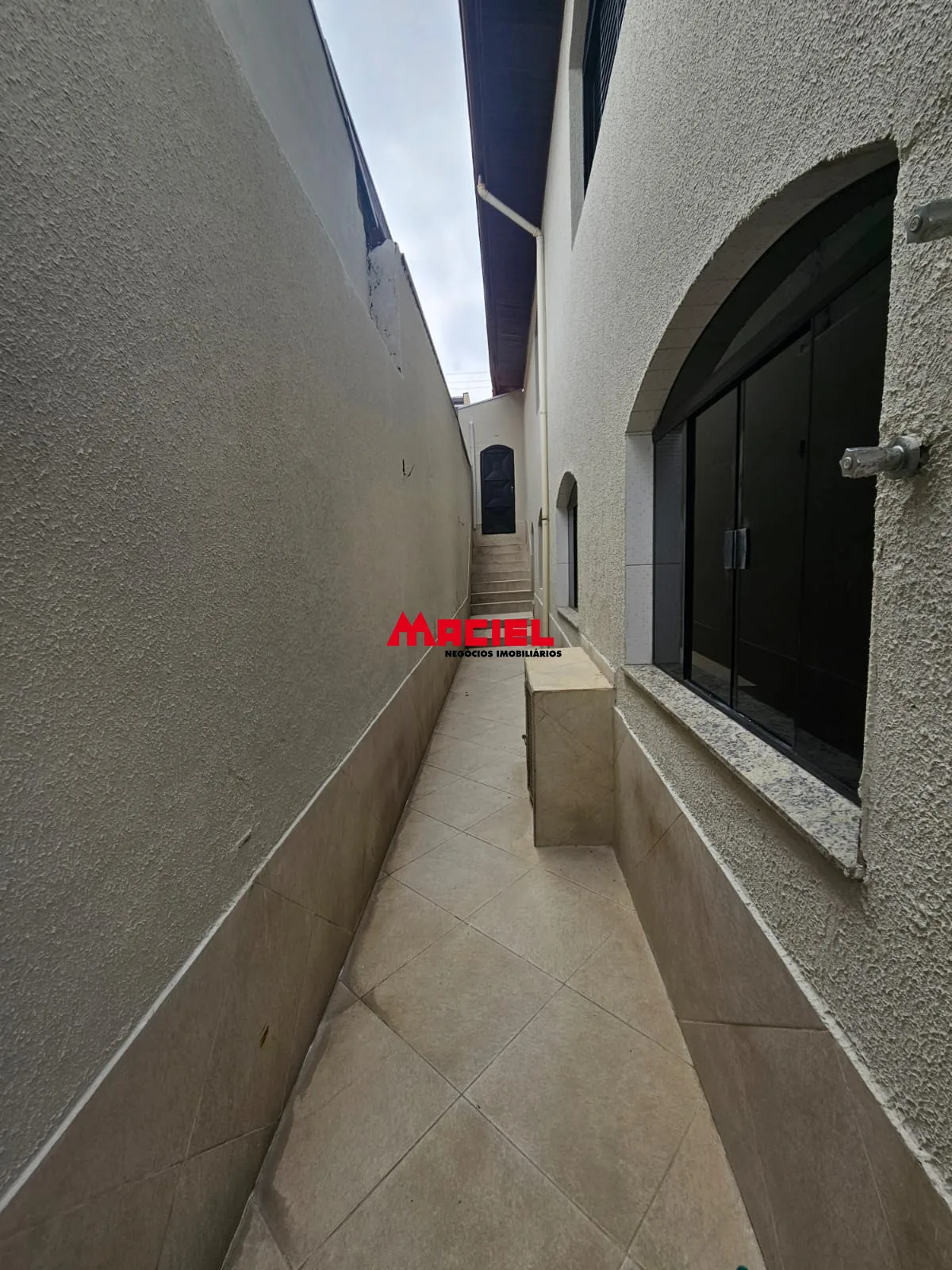 Comprar Casa / Padr&atilde;o em Taubat&eacute; R$ 630.000,00 - Foto 16