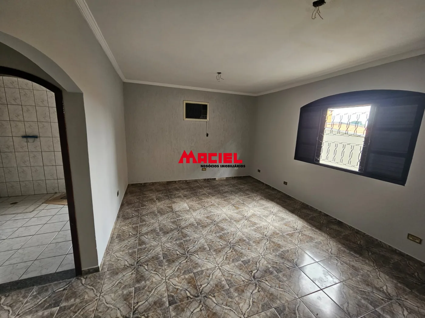 Comprar Casa / Padr&atilde;o em Taubat&eacute; R$ 630.000,00 - Foto 17