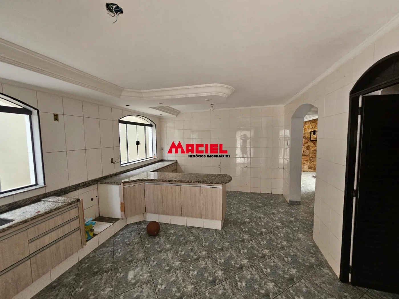 Comprar Casa / Padr&atilde;o em Taubat&eacute; R$ 630.000,00 - Foto 18