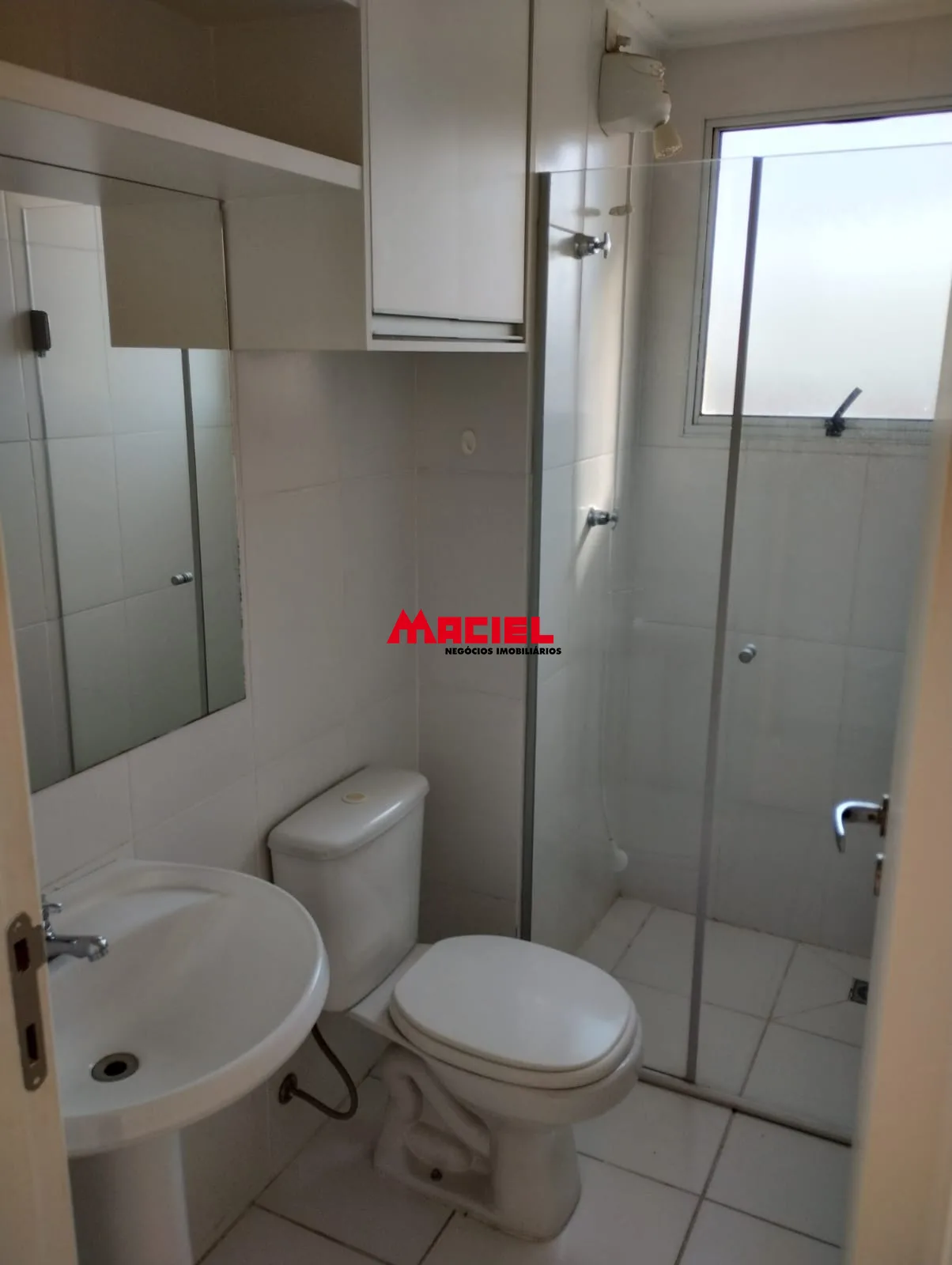 Alugar Apartamento / Padr&atilde;o em Jacare&iacute; R$ 2.200,00 - Foto 4