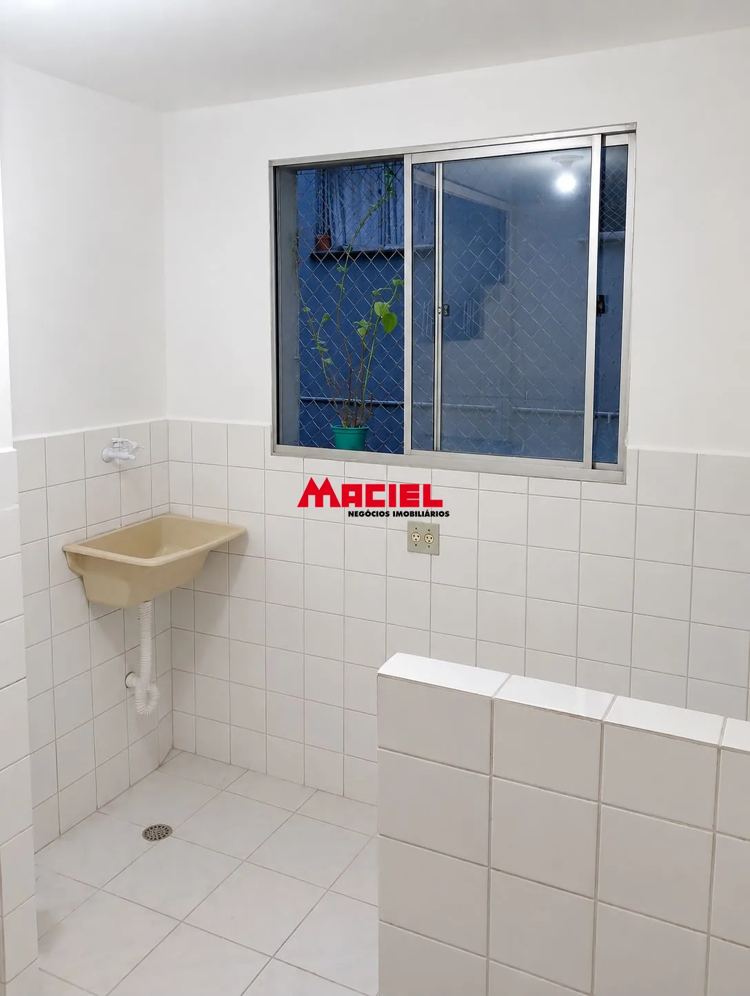 Alugar Apartamento / Padr&atilde;o em S&atilde;o Jos&eacute; dos Campos R$ 1.900,00 - Foto 1