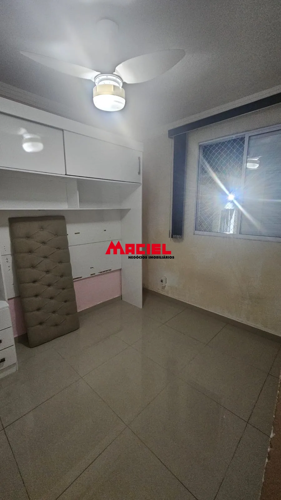 Alugar Apartamento / Padr&atilde;o em S&atilde;o Jos&eacute; dos Campos R$ 1.450,00 - Foto 13
