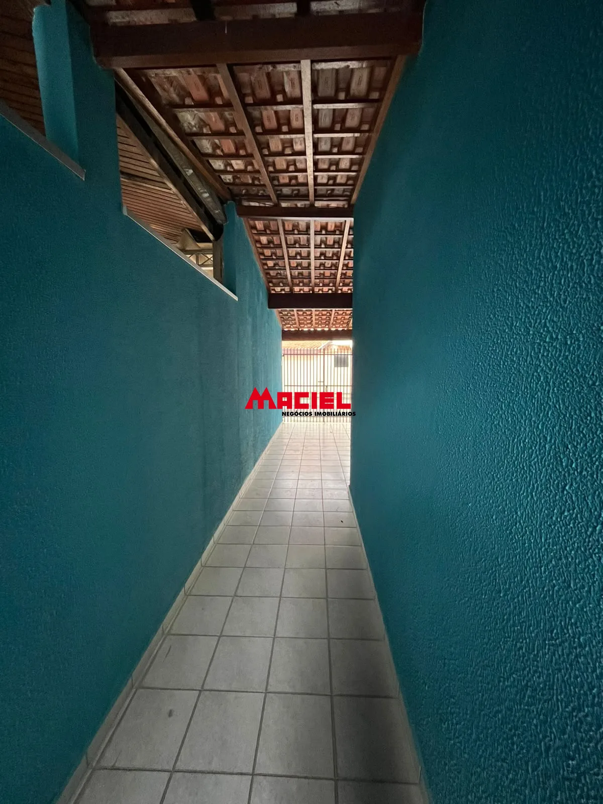 Comprar Casa / Padr&atilde;o em S&atilde;o Jos&eacute; dos Campos R$ 700.000,00 - Foto 2
