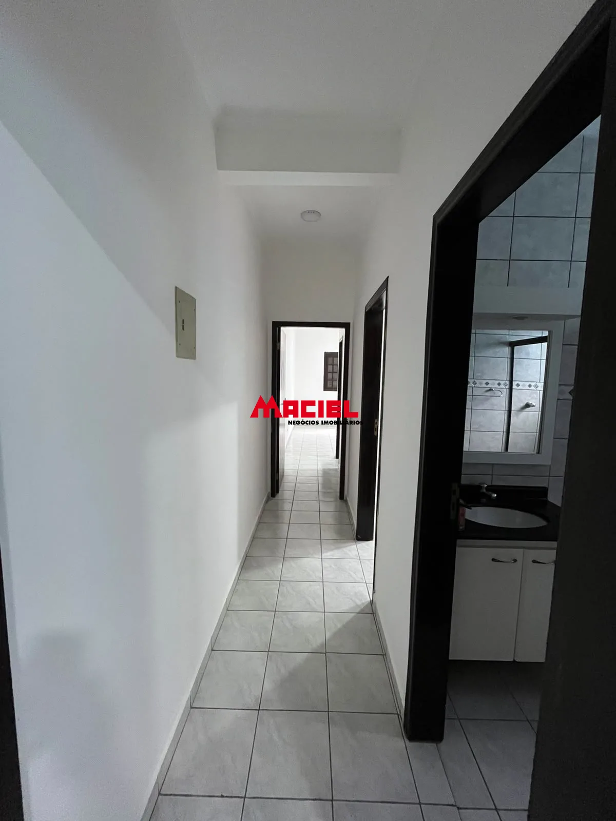 Comprar Casa / Padr&atilde;o em S&atilde;o Jos&eacute; dos Campos R$ 700.000,00 - Foto 6