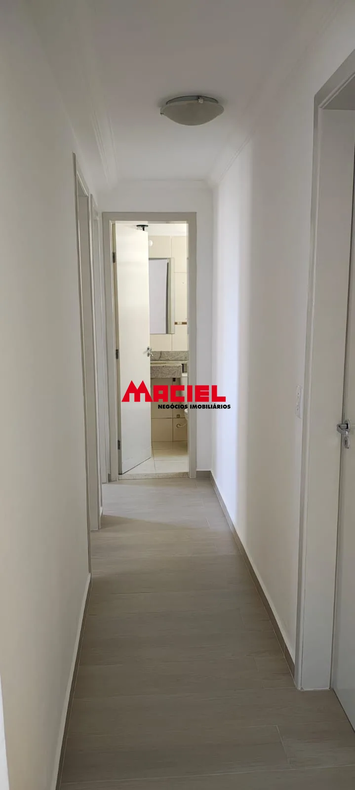 Alugar Apartamento / Cobertura em S&atilde;o Jos&eacute; dos Campos R$ 2.250,00 - Foto 1